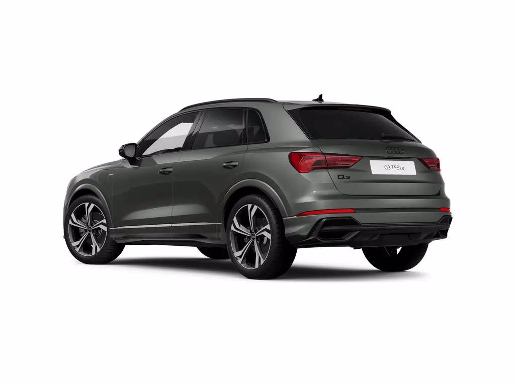 AUDI Q3 35 1.5 tfsi identity black s-tronic