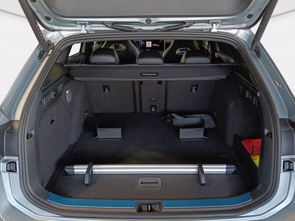 VOLKSWAGEN Passat 1.5 etsi act r-line 150cv dsg