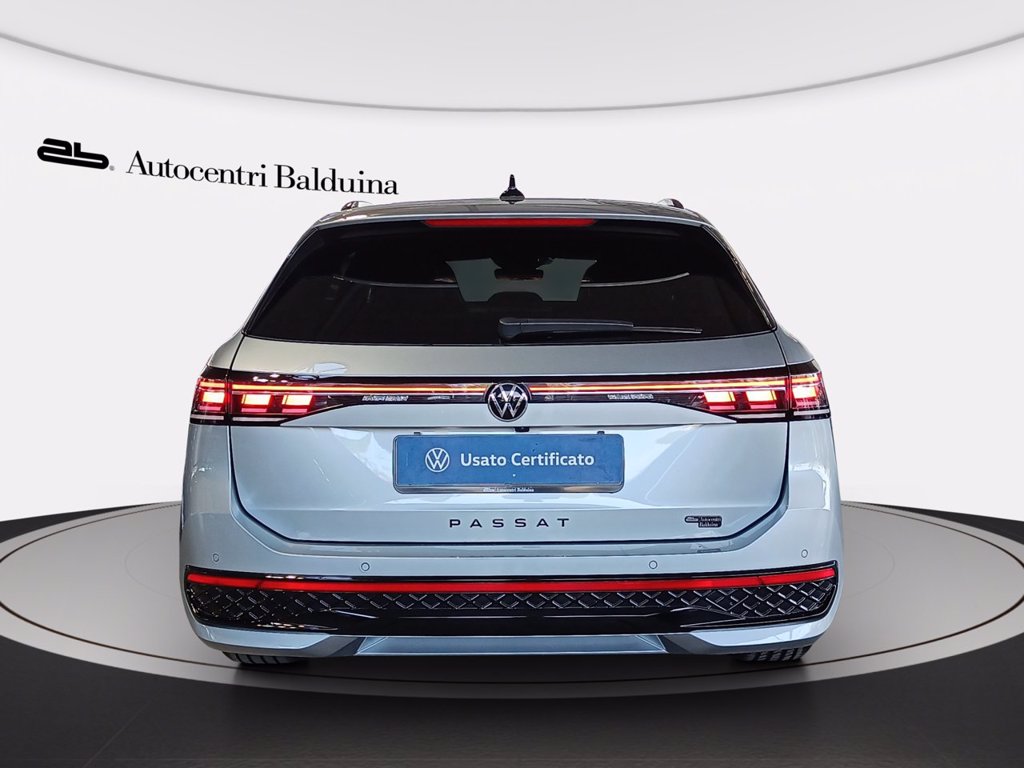 VOLKSWAGEN Passat 1.5 etsi act r-line 150cv dsg