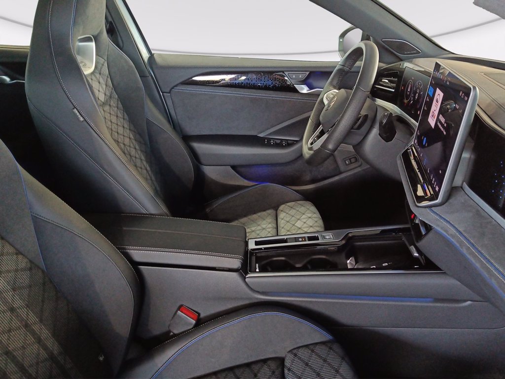 VOLKSWAGEN Passat 1.5 etsi act r-line 150cv dsg