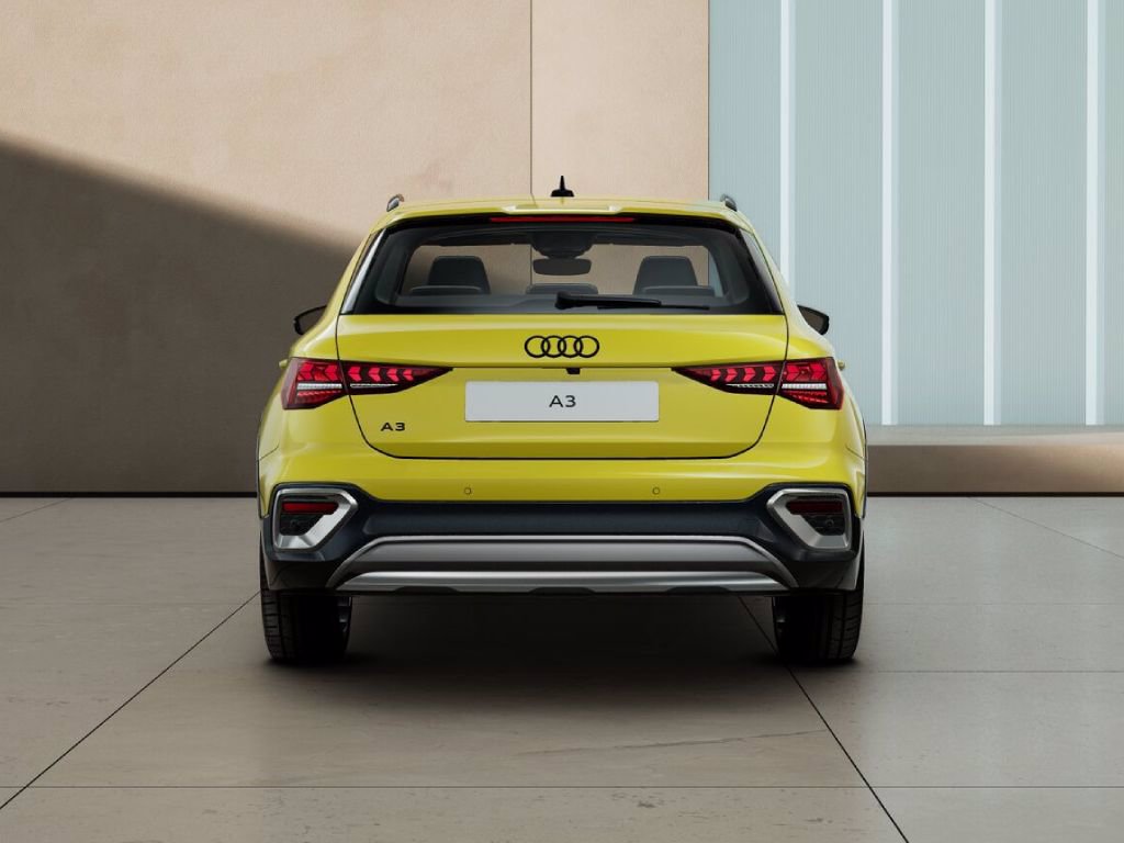 AUDI A3 allstreet 1.5 tfsi mhev identity contrast 150cv s-tronic