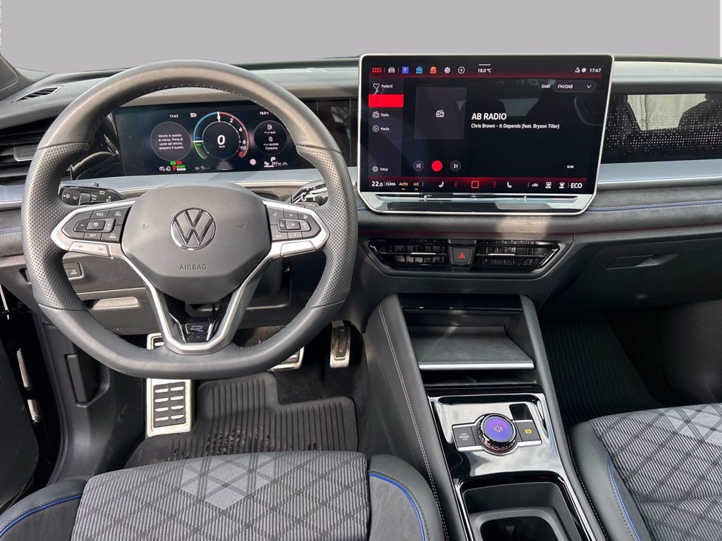 VOLKSWAGEN Tayron 1.5 tsi ehybrid r-line plus 204cv dsg