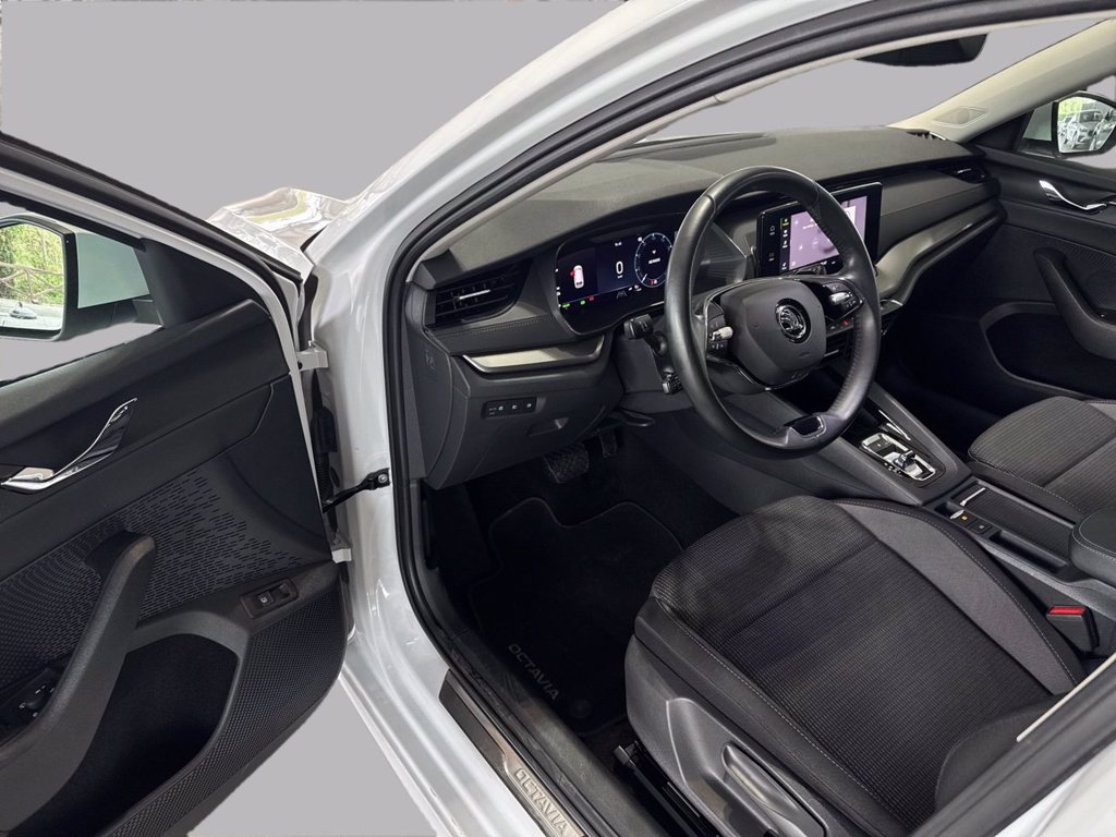 SKODA Octavia 1.4 tsi phev executive dsg