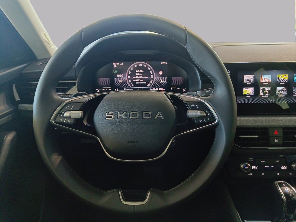 SKODA Kamiq 1.0 tsi selection 115cv dsg