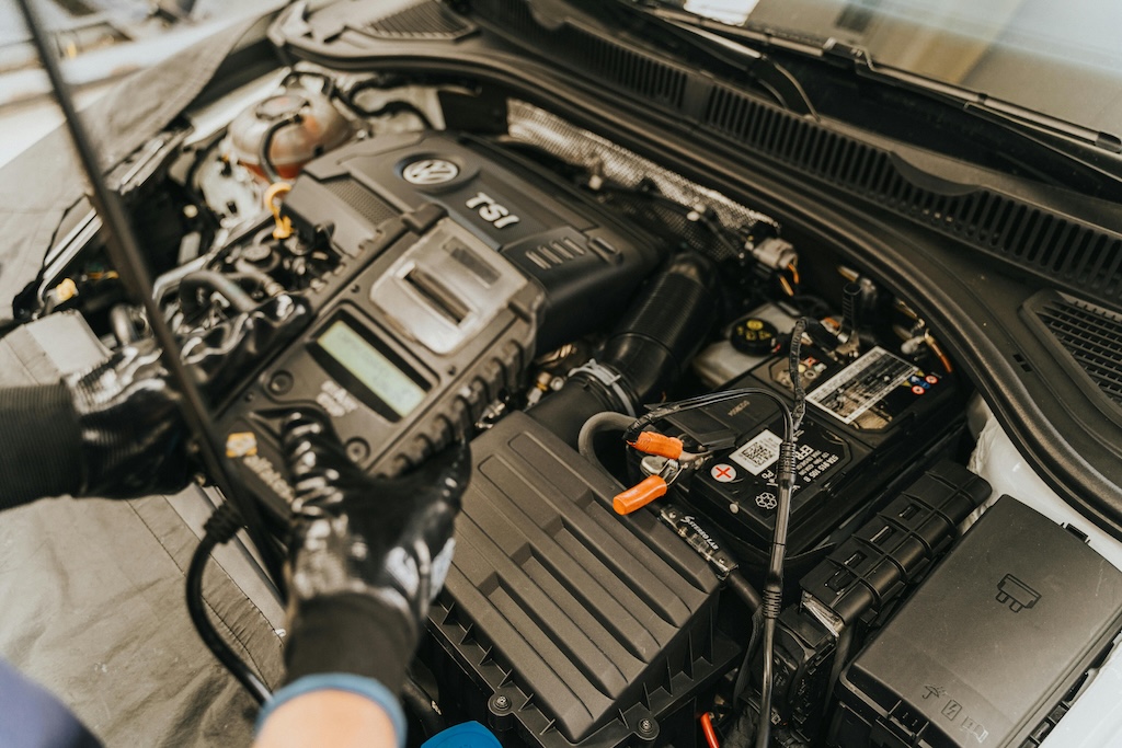 Auto Ferma Batteria